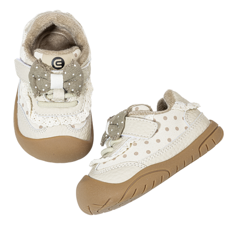 White / 10.5